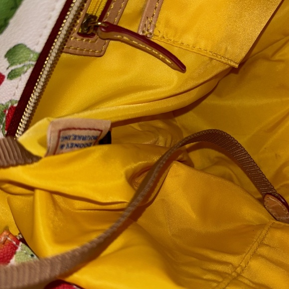 Dooney & Bourke Floral Tote Bag Excellent Condition - Picture 14 of 15